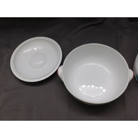 VTG Royal Worcester Ashford Red Trim Porcelain 8"  1.2Qt Covered Casserole Dish - Picture 2 of 3